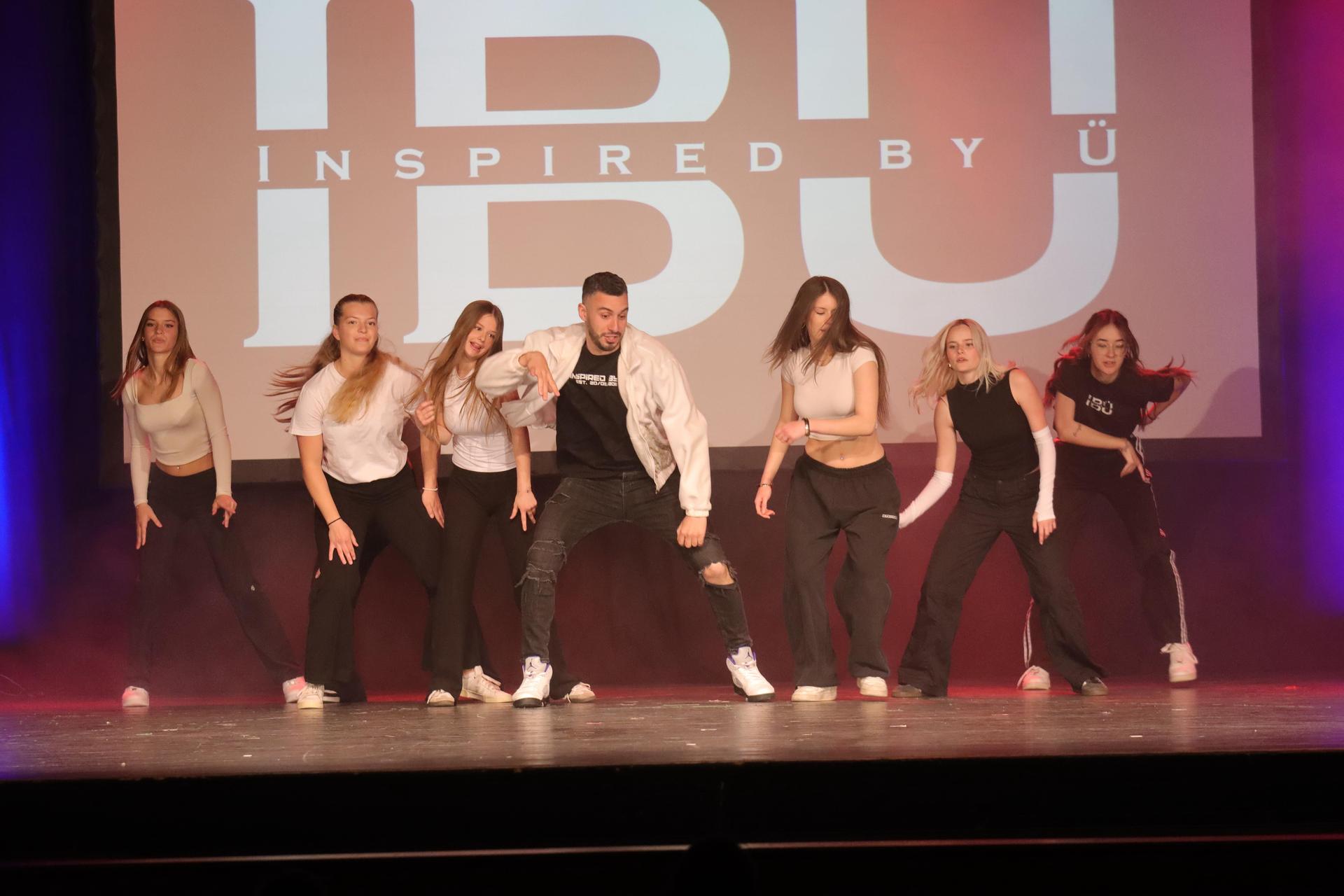 Vom SC Steinhude: Die Show Power of Dreams – Inspired by Ü. (Foto: tau)