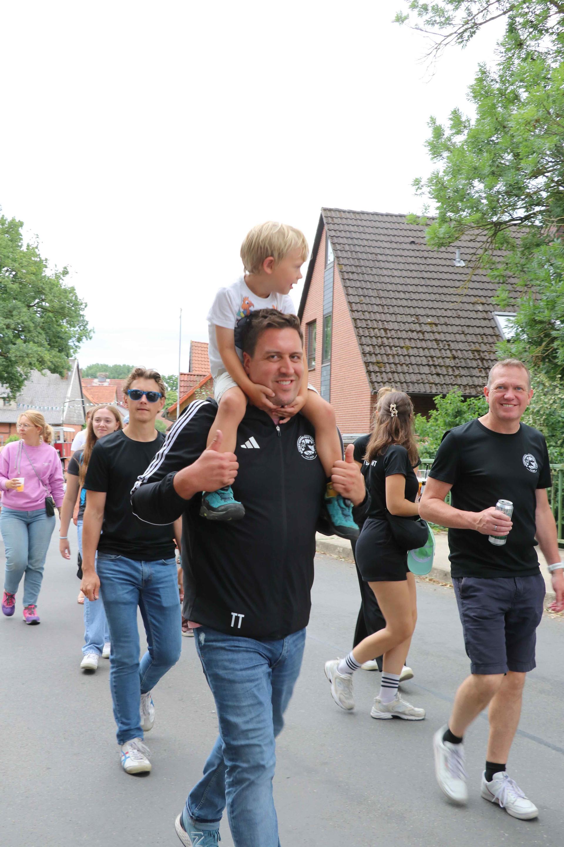 Eindrücke: Das Schützenfest in Bokeloh. (Foto: gi)