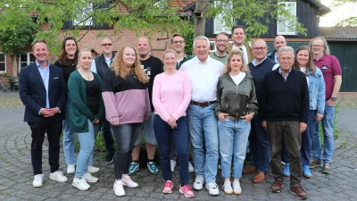 Wollen mitmachen: Die Teilnehmer der zweiten Spaß-Grillmeisterschaft.  (Foto: gi)