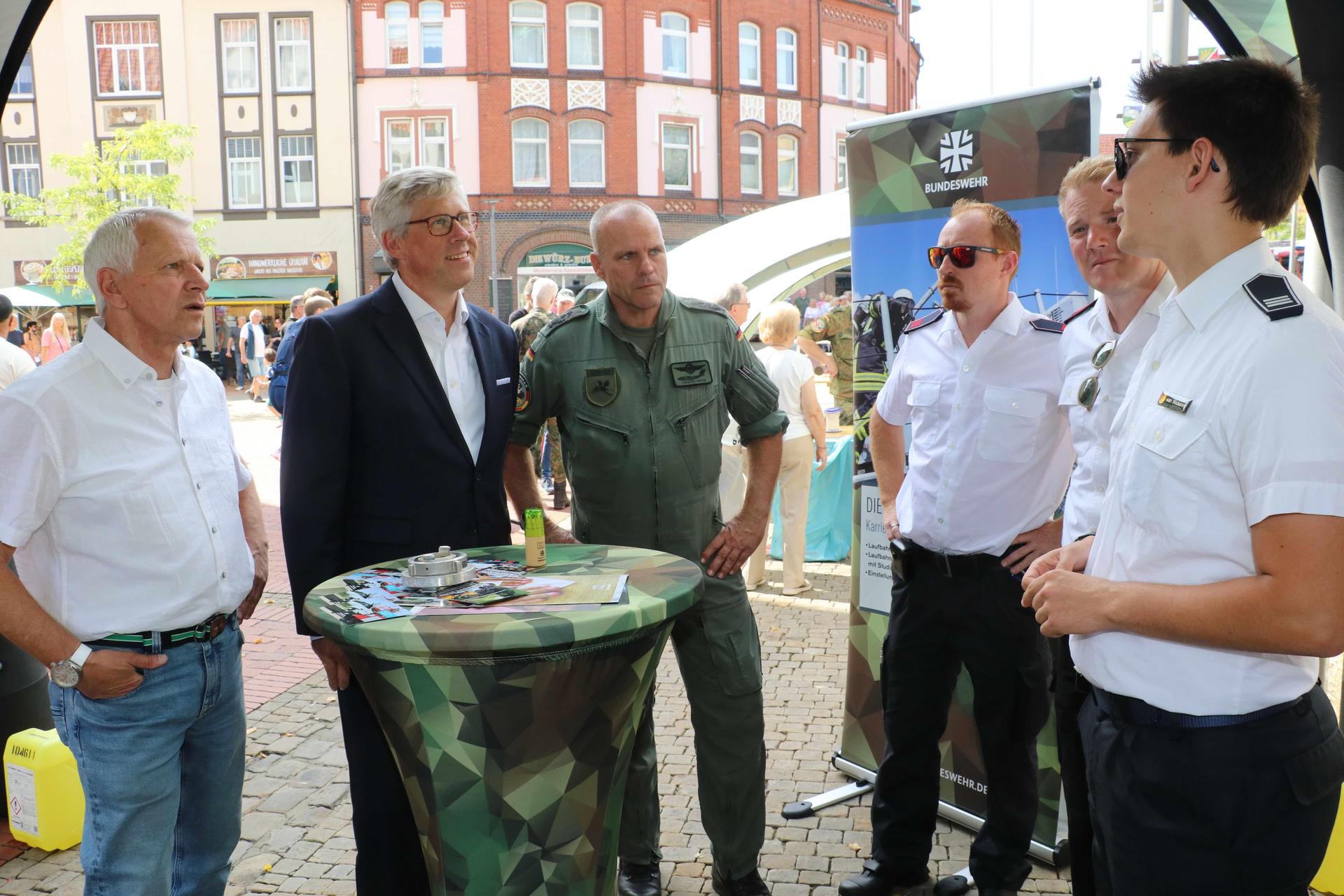 Eindrücke vom Rettertag in der Innenstadt und bei den Stadtwerken. (Foto: gi)