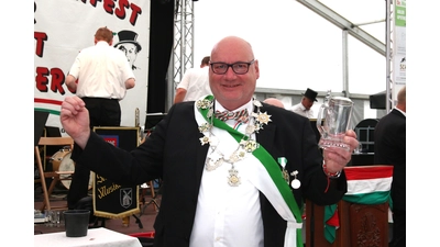 Andreas „Spitze“ Weikert ist der neue Rodenberger Bürgerschützenkönig. (Foto: bb)