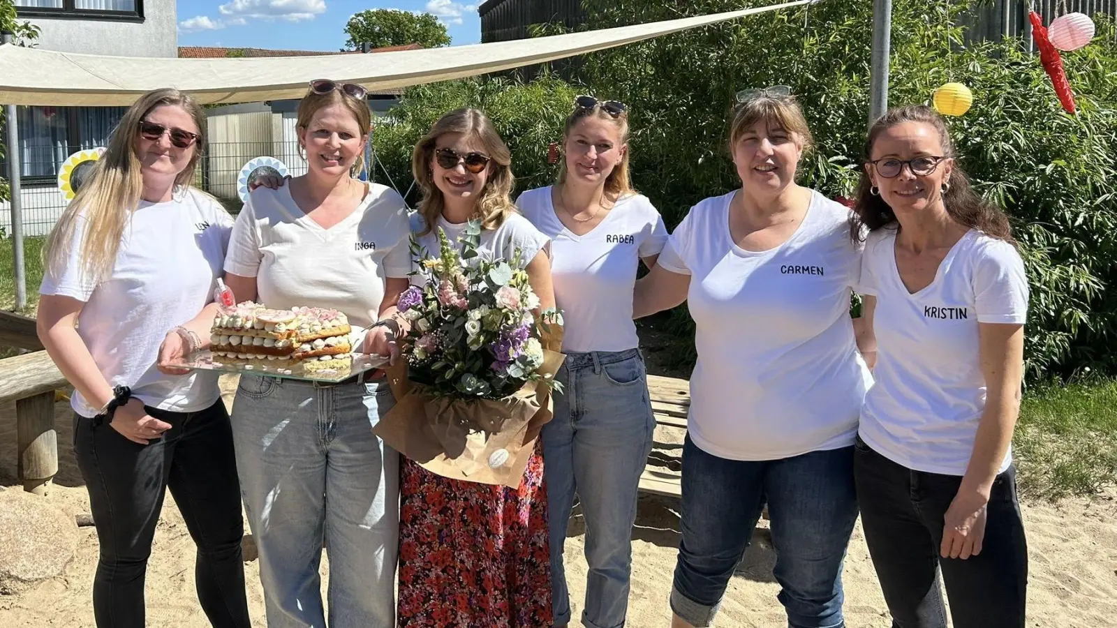 Sind stolz auf die vergangenen fünf Jahre: Das Team der Kita Kirschbaum. (Foto: privat)