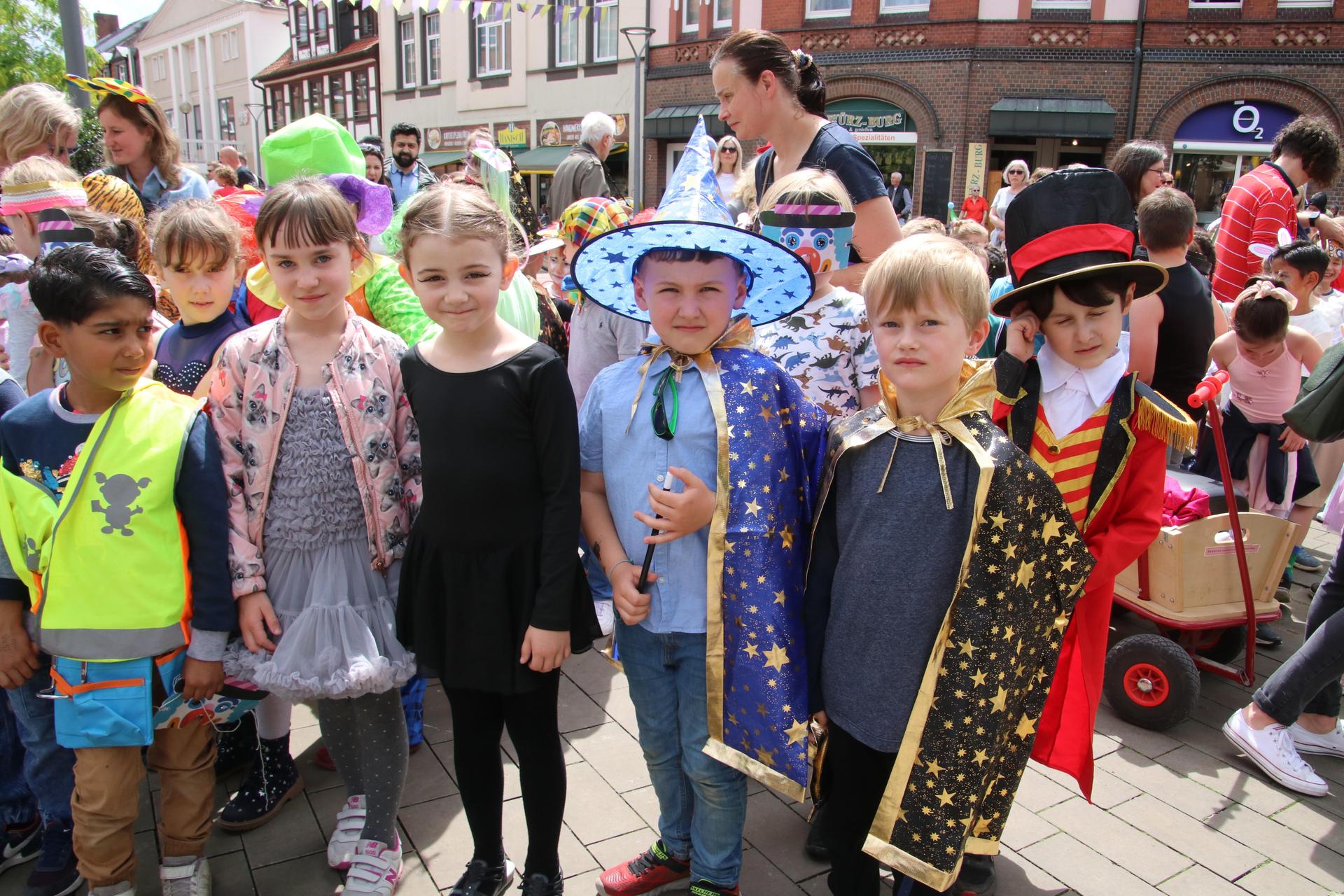 Unsere Bildergalerie zum Wunstorfer Kinderschützenfest. (Foto: gi)