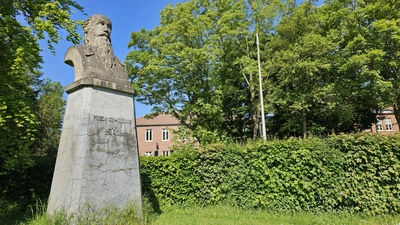 Der Namensgeber des Sportplatzes: Turnvater Jahn. (Foto: tau)