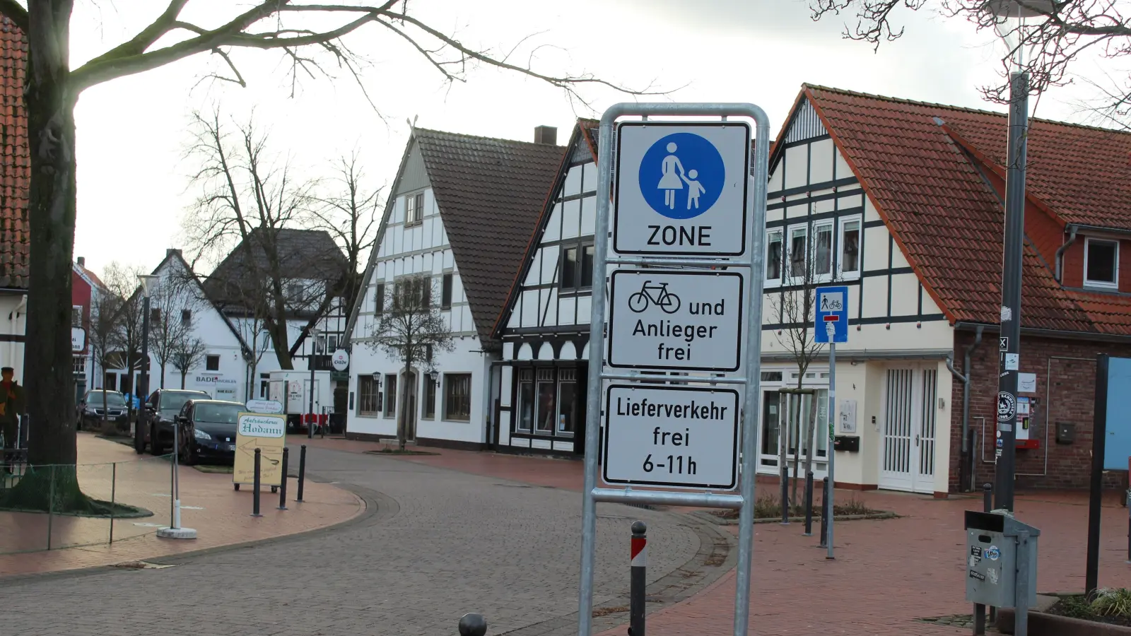 Ausgestaltung zum Saisonbeginn: Die Fußgängerzone Alter Winkel. (Foto: wb)