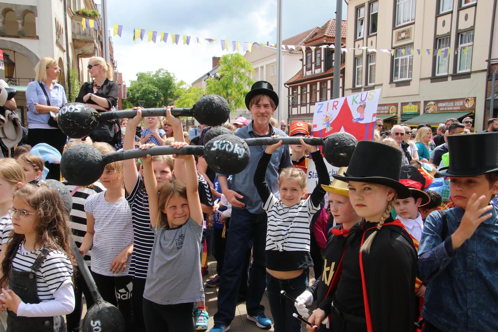 Unsere Bildergalerie zum Wunstorfer Kinderschützenfest. (Foto: gi)