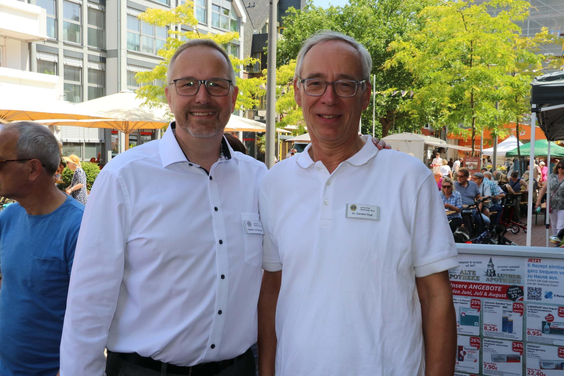 Eindrücke vom Neubürgerempfang, Entenrennen und von der Veranstaltung Wunstorf isst Matjes. (Foto: gi)