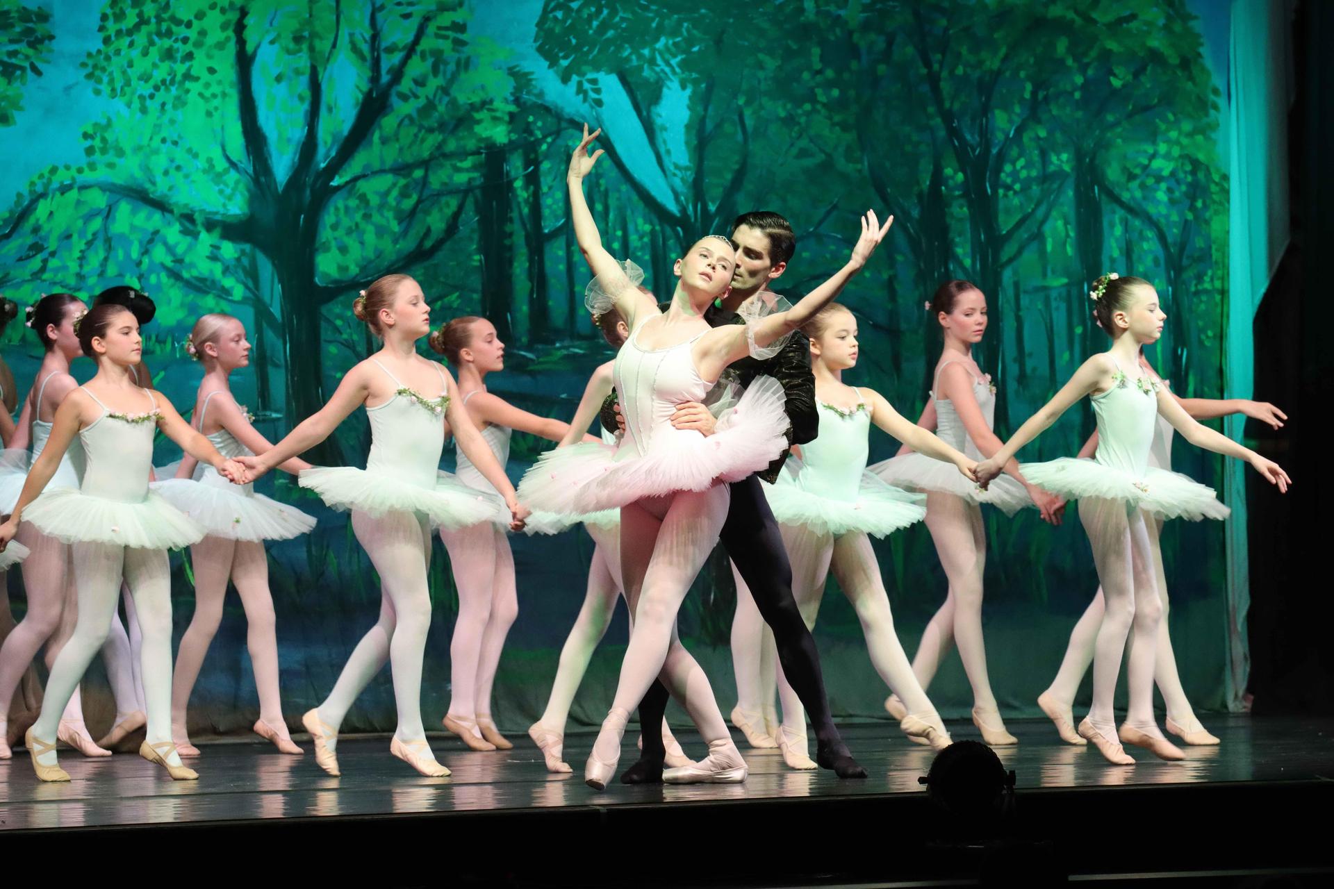 Premiere: Dornröschen im Stadttheater. (Foto: tau)