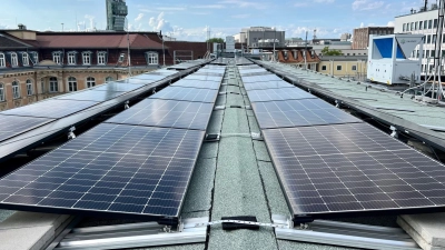 So könnte es auch bald in Wunstorf aussehen: PV-Anlage auf kommunalem Dach. (Foto: Nina Graf)