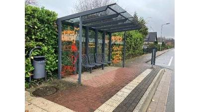 Farbschmierereien in Buchholz. (Foto: privat)