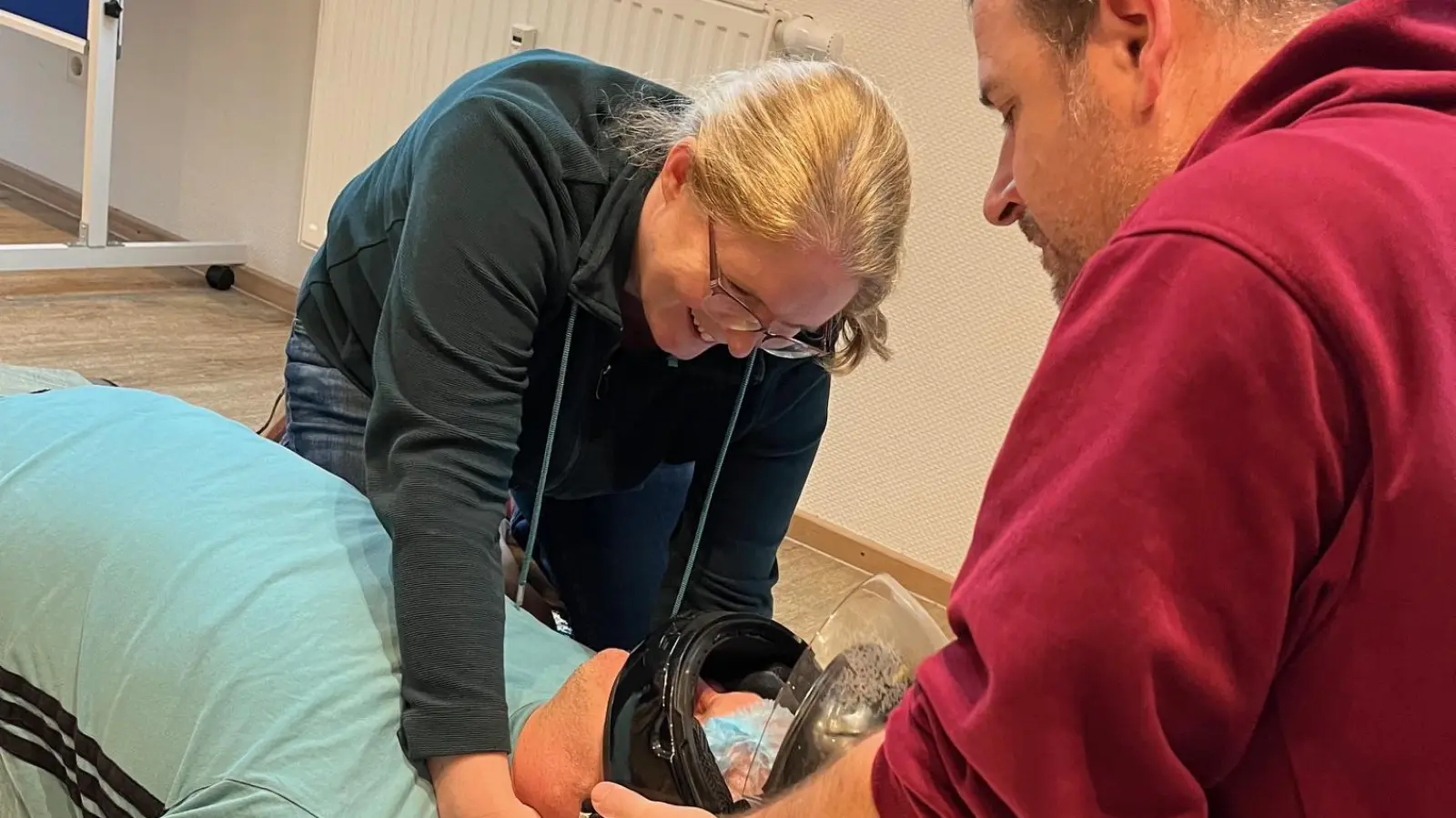 Bei einer Übung: Die Teilnehmer des Kurses. (Foto: privat)