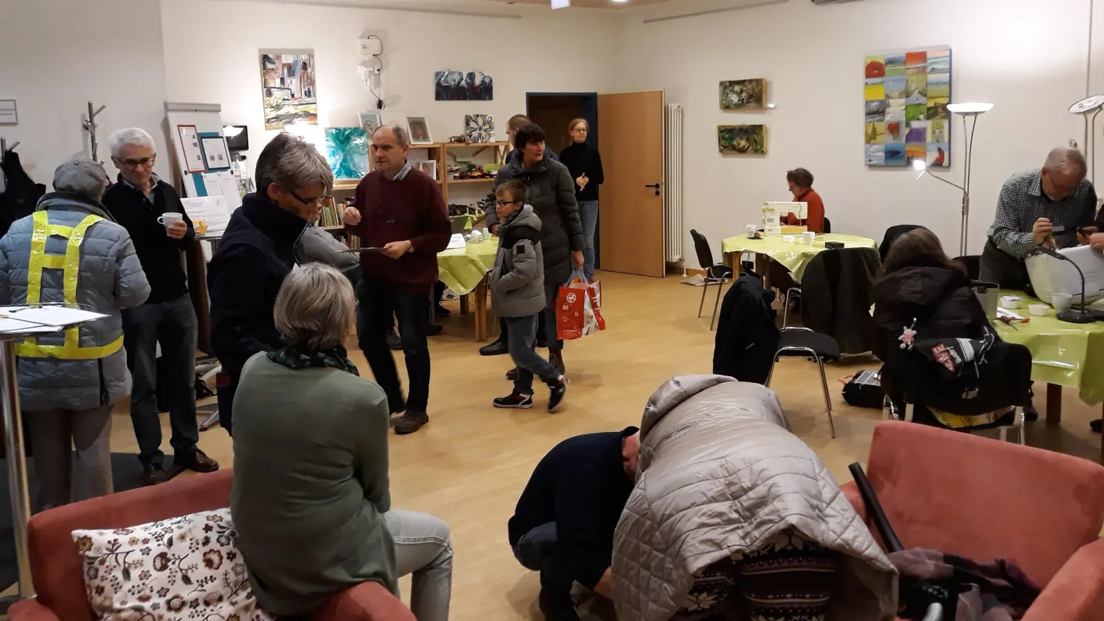 Immer viel los: Jeden ersten Dienstag im Monat hat das Repair Café geöffnet.