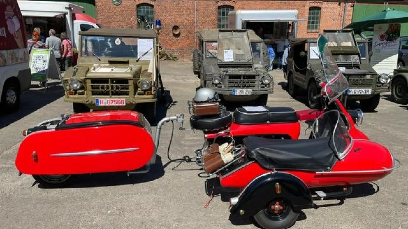 Oldtimer haben die Blicke der Besucher des Wochenmarktes auf sich gezogen.  (Foto: privat)