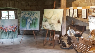 Vielfältige Kunst und Produkte in einem besonderen Ambiente. (Foto: gk)