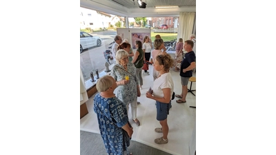 Im Rahmen der Eröffnung kamen zahlreiche Gäste. (Foto: privat)