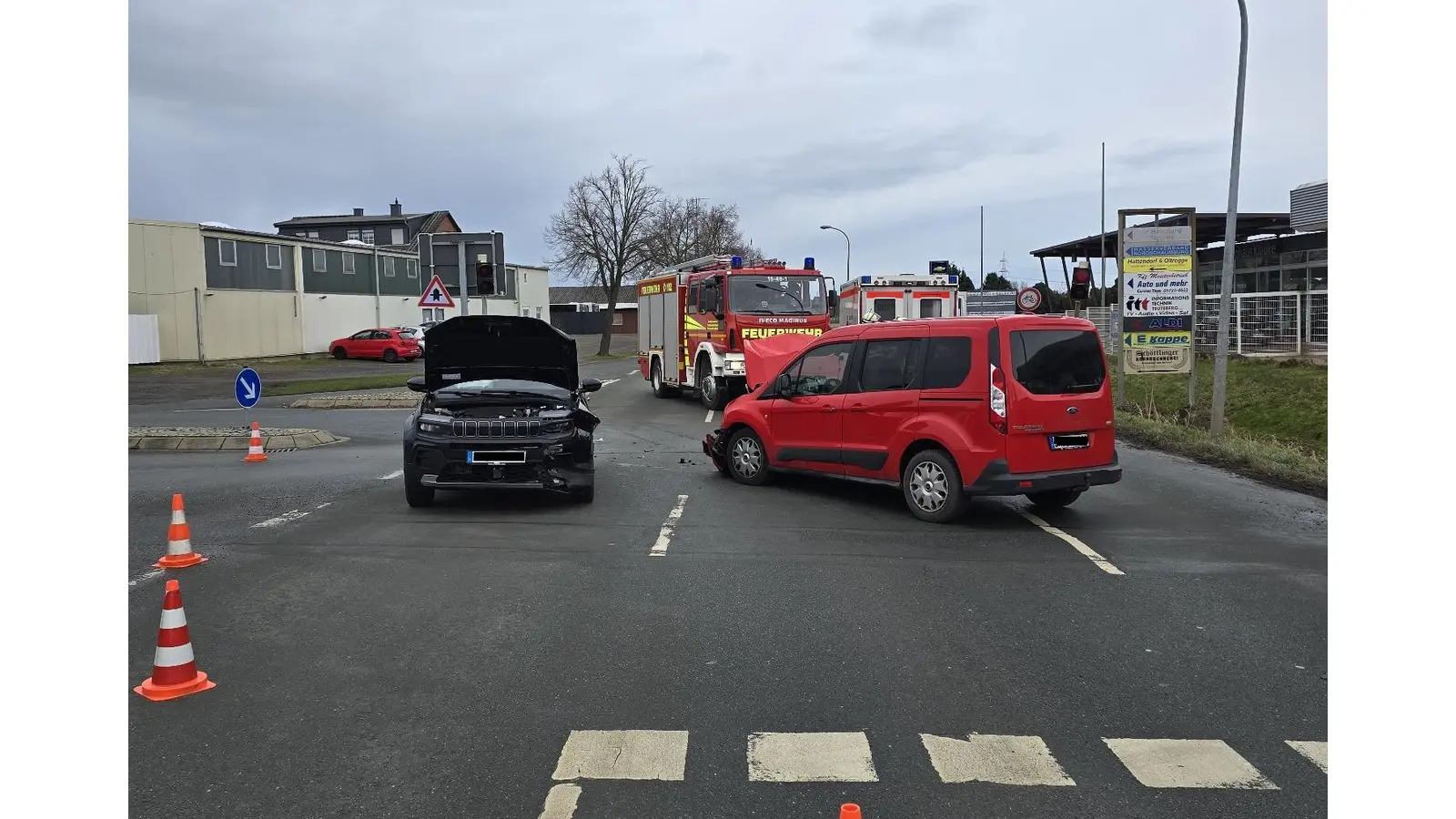 Die Feuerwehr Lindhorst musste keine Insassen mehr befreien. (Foto: ds)