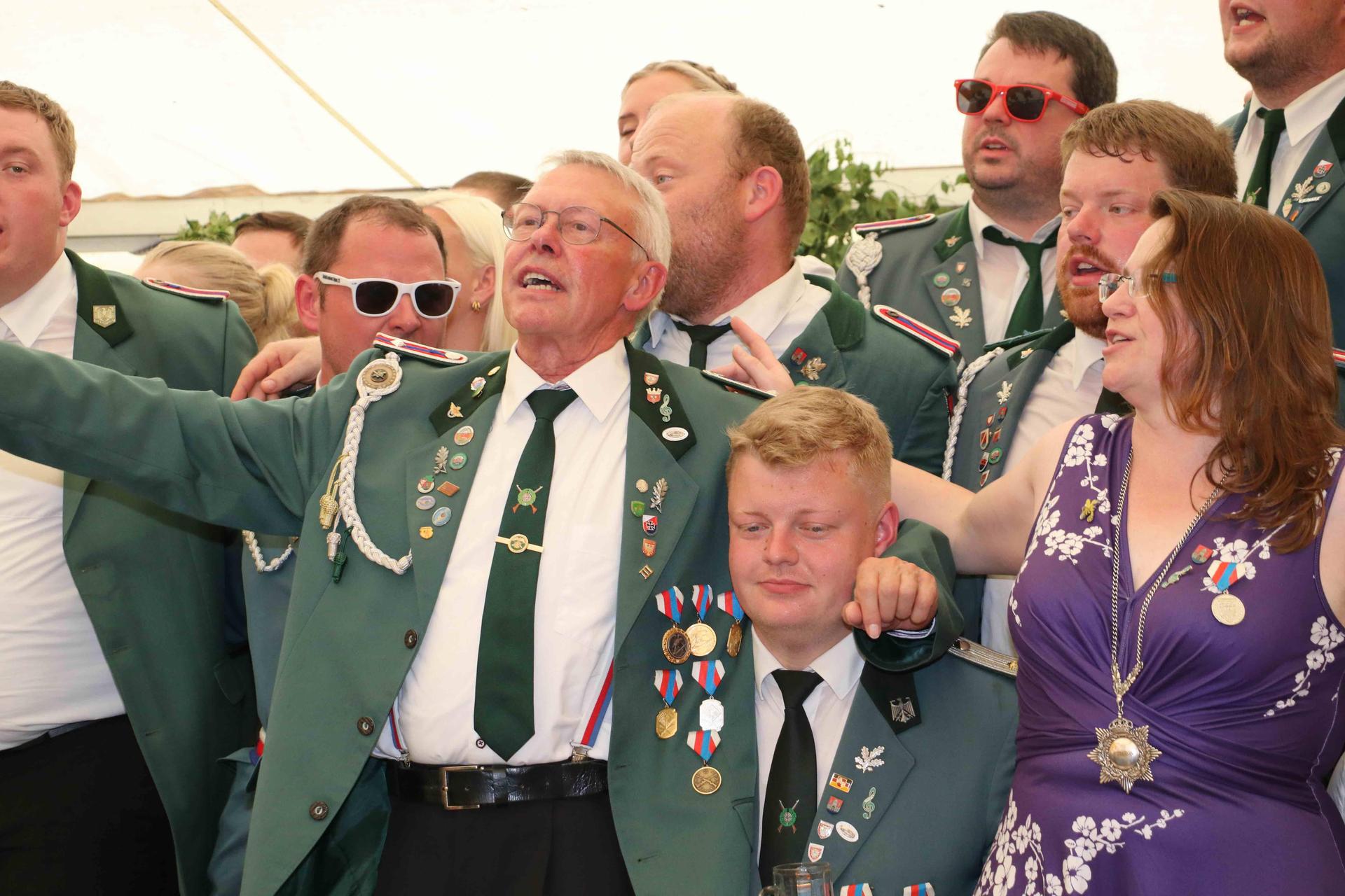 Bildergalerie: Eindrücke vom Schützenfest in Hagenburg. (Foto: gi)