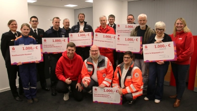 Übergabe von jeweils 1.000 Euro an die teilnehmenden Organisationen des Rettertages.  (Foto: gi)