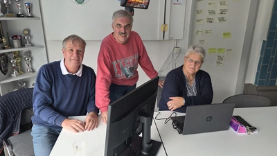 Kümmern sich um das Digitalisierungsprojekt (v.li.): Andreas Ostfeld, Jürgen Fendesack und Ursula Herbst. (Foto: Tautenhahn, André)