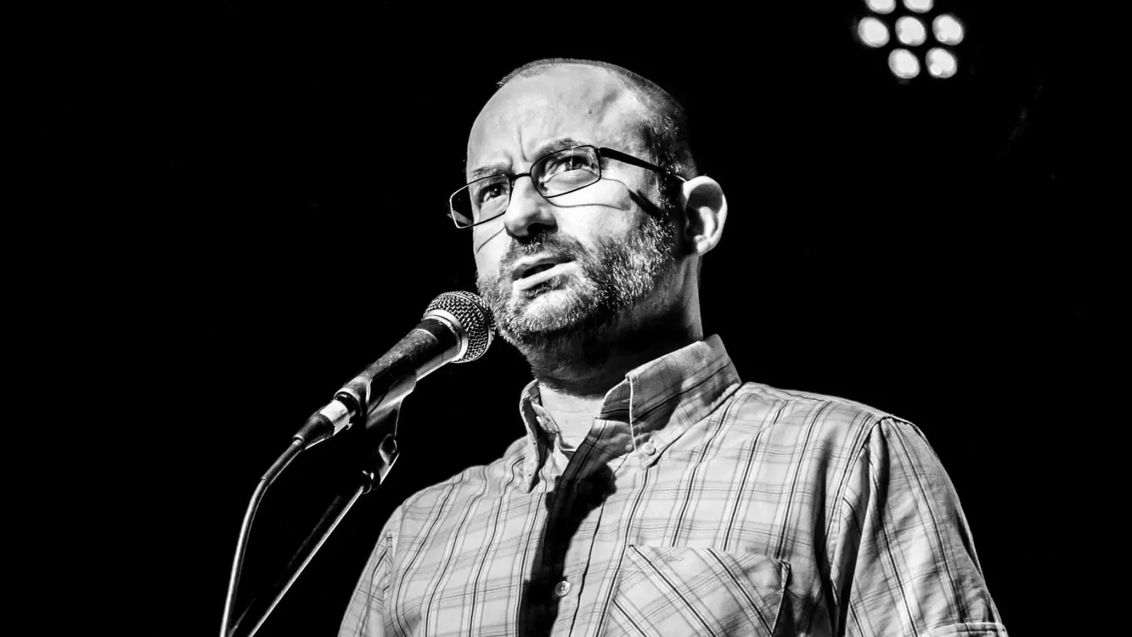 Am Mikrofon: Wortakrobaten. (Foto: Alina Ahrens)