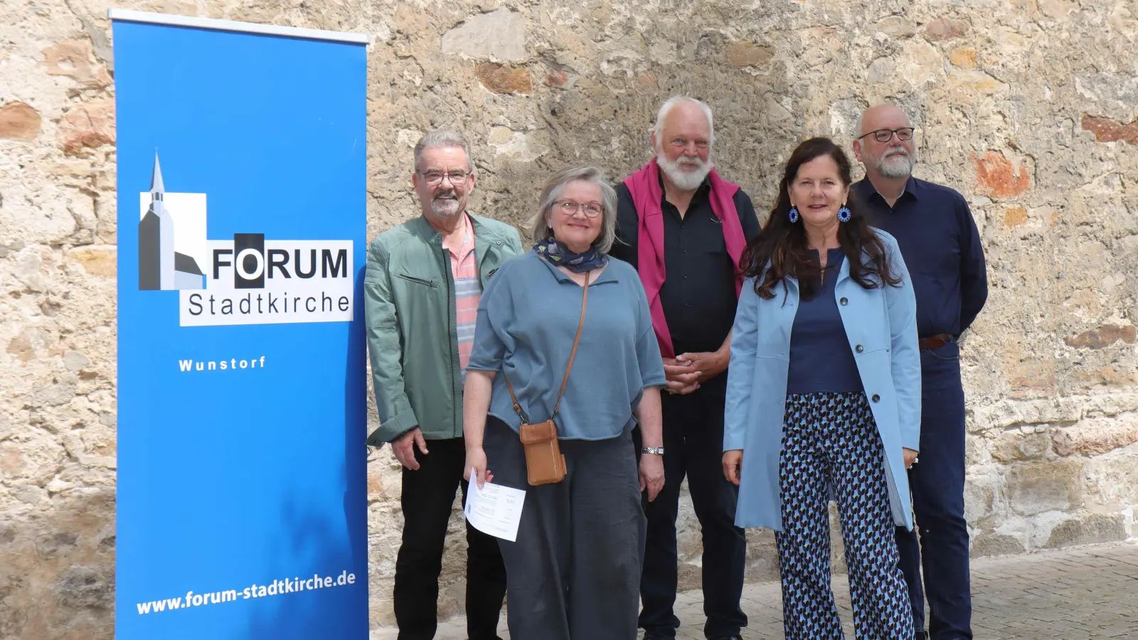 Der neue Vorstand (v.li.): Bernhard Mehl, Elke Helma Rothämel, Andreas Varnholt, Anja Emmanouilidis und Friedhelm Espeter. (Foto: tau)