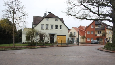 Bautätigkeit lässt auf sich warten: An der Friedenseiche. (Foto: wb)