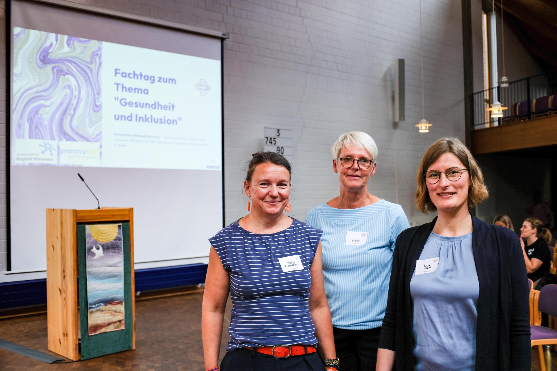 Auf dem Fachtag (v.li.): Sonja Trautmann, Heike Köritz und Anja Ilnicki. (Foto: Mirko Bartels)