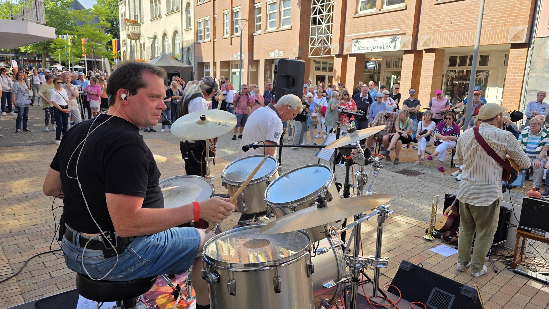 Eindrücke: Die zweite Wunstorfer Nacht der Kultur. (Foto: tau)