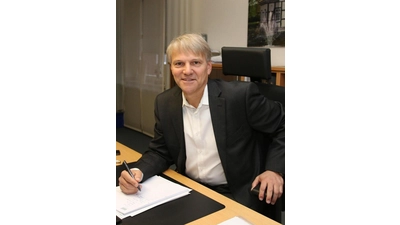 Bürgermeister Oliver Theiß. (Foto: bb)