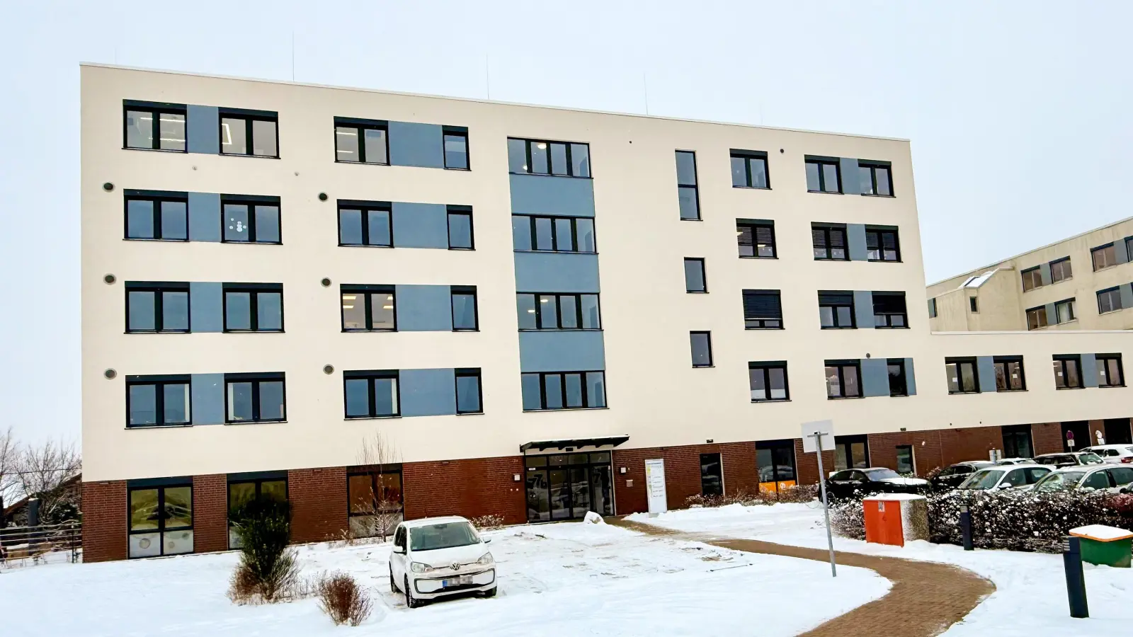 Außenansicht: Das Gemeindepsychiatrische Zentrum (GPZ) in Neustadt. (Foto: KRH Klinikum)