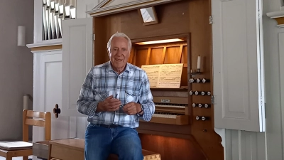 An der Orgel: Reinhard Plate. (Foto: privat)