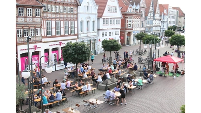 Die FDP schlägt vor, mit einem an „Sundowner-Veranstaltungen” angeschlossenen Abendmarkt einen Impuls zur Belebung der Innenstadt zu setzen.  (Foto: bb)