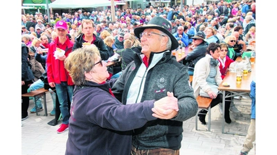 „Pfunds Kerle” begeistern auch auf dem 20. Maifest (Foto: red)