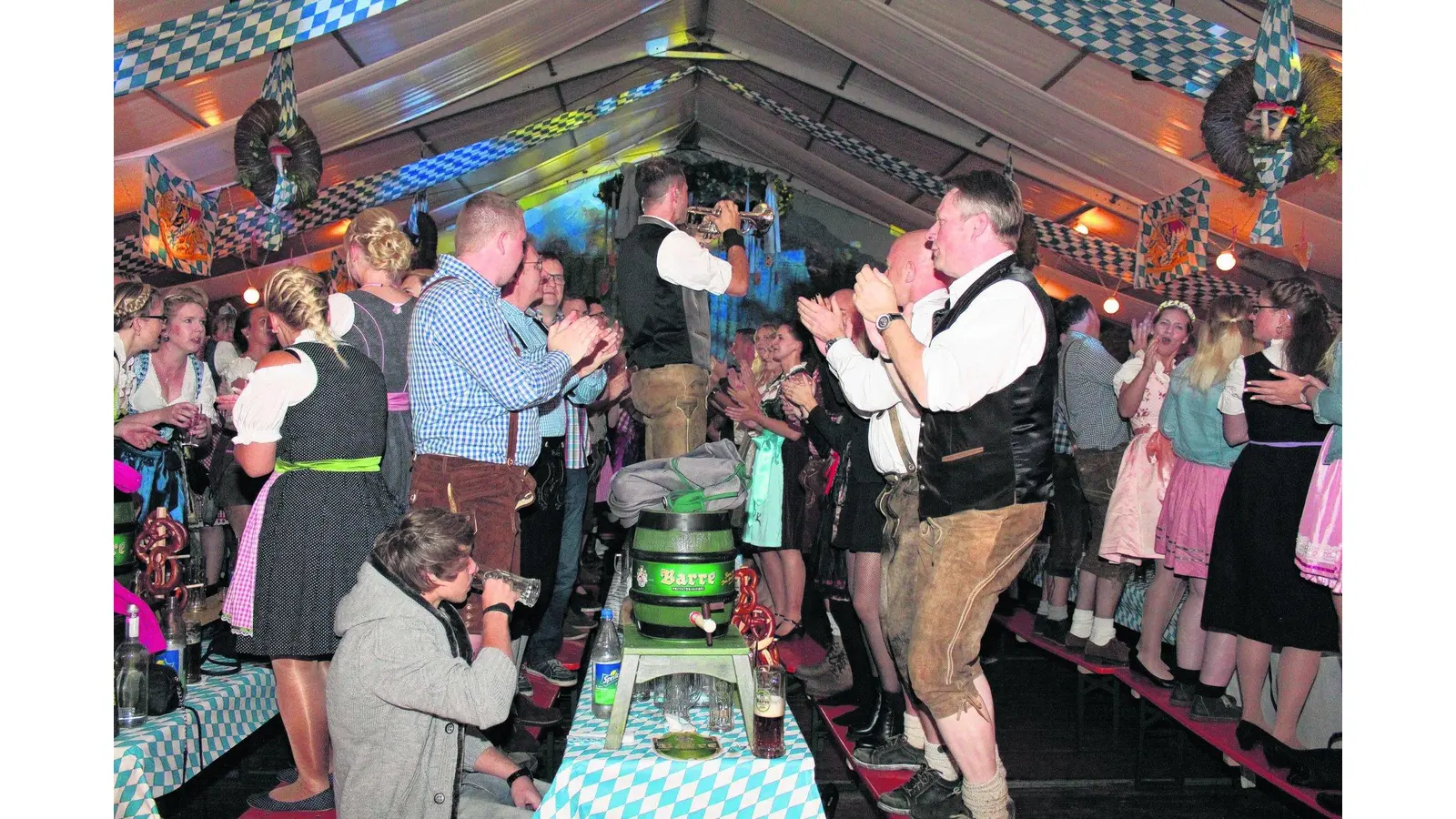 Ein Zyklop grüßt zum Oktoberfest (Foto: jan)
