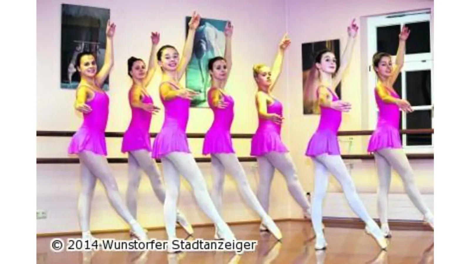 Große Ehre für Tänzerinnen (Foto: tau)