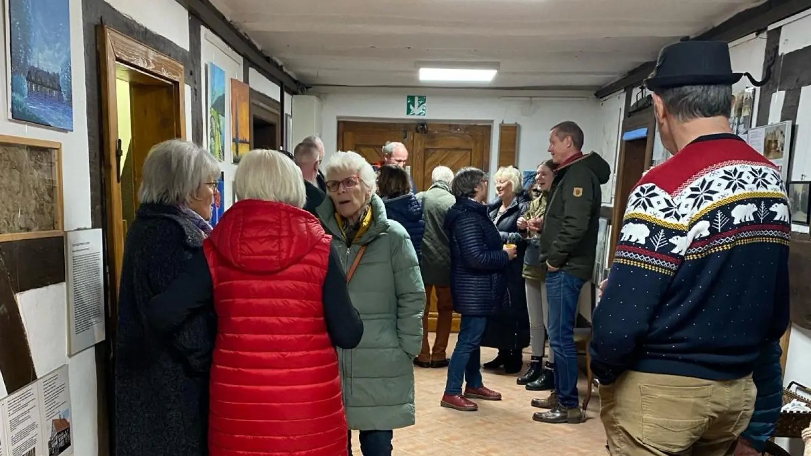 Auch die aktuelle Ausstellung findet viele Interessenten. (Foto: privat)