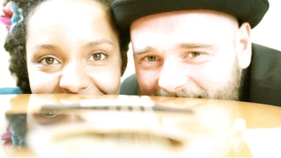 Am 3. Juli wollen „White Coffee Acoustic Music” im Trafohaus begeistern. (Foto: privat)