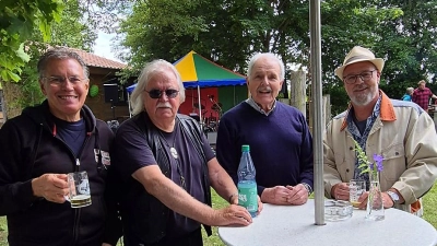 Geben noch einmal alles: Die Rockband 80 proof. (Foto: privat)