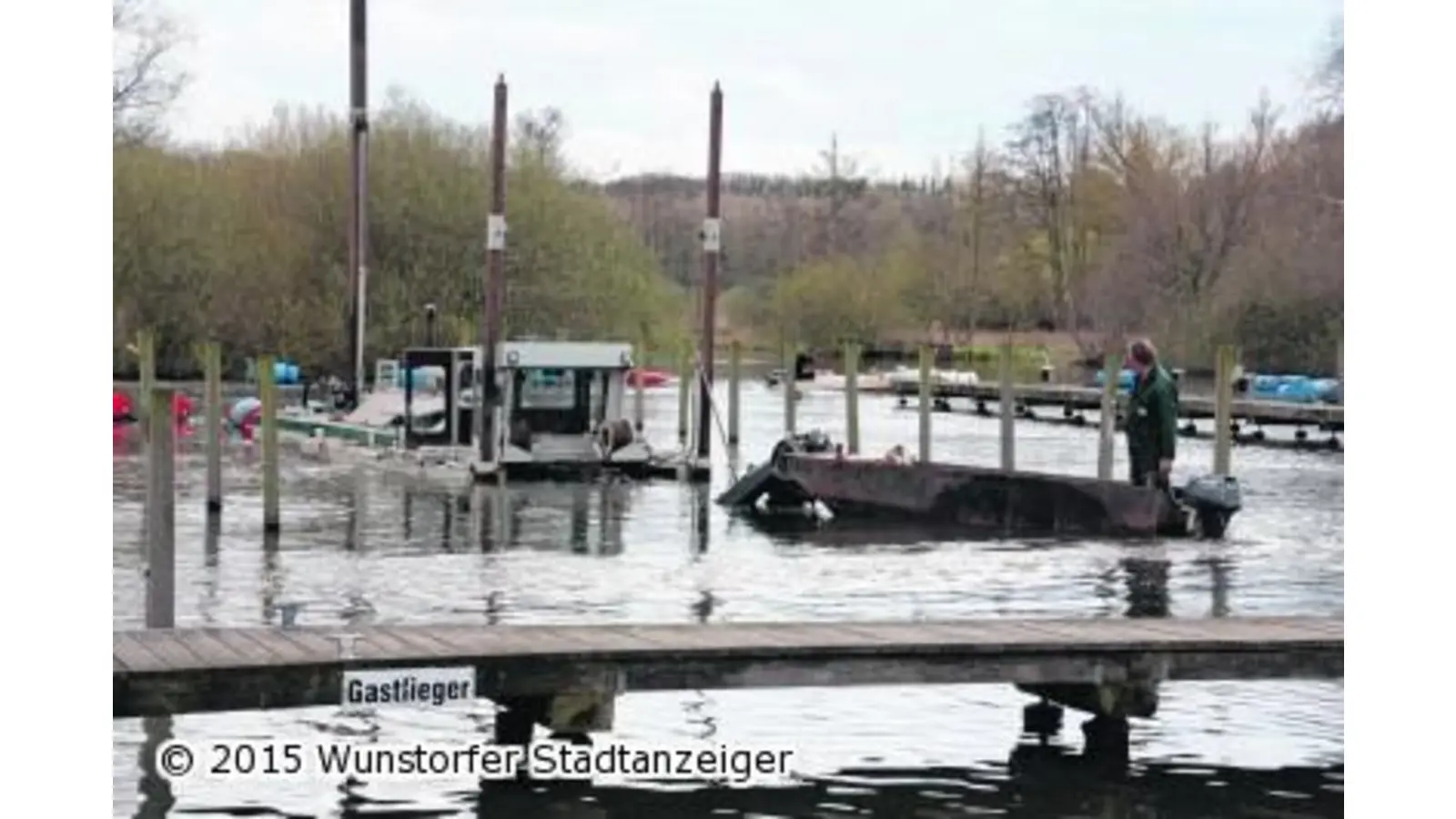 Entschlammungsarbeiten im Wasser zeigen Erfolge (Foto: gi)