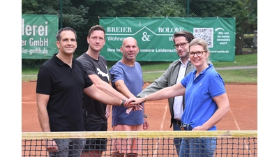 Daniel Breier, Dennis Roloff, André Munkelt, Nils Schröder und Caroline Dunkel freuen sich auf das Turnier. (Foto: nd)