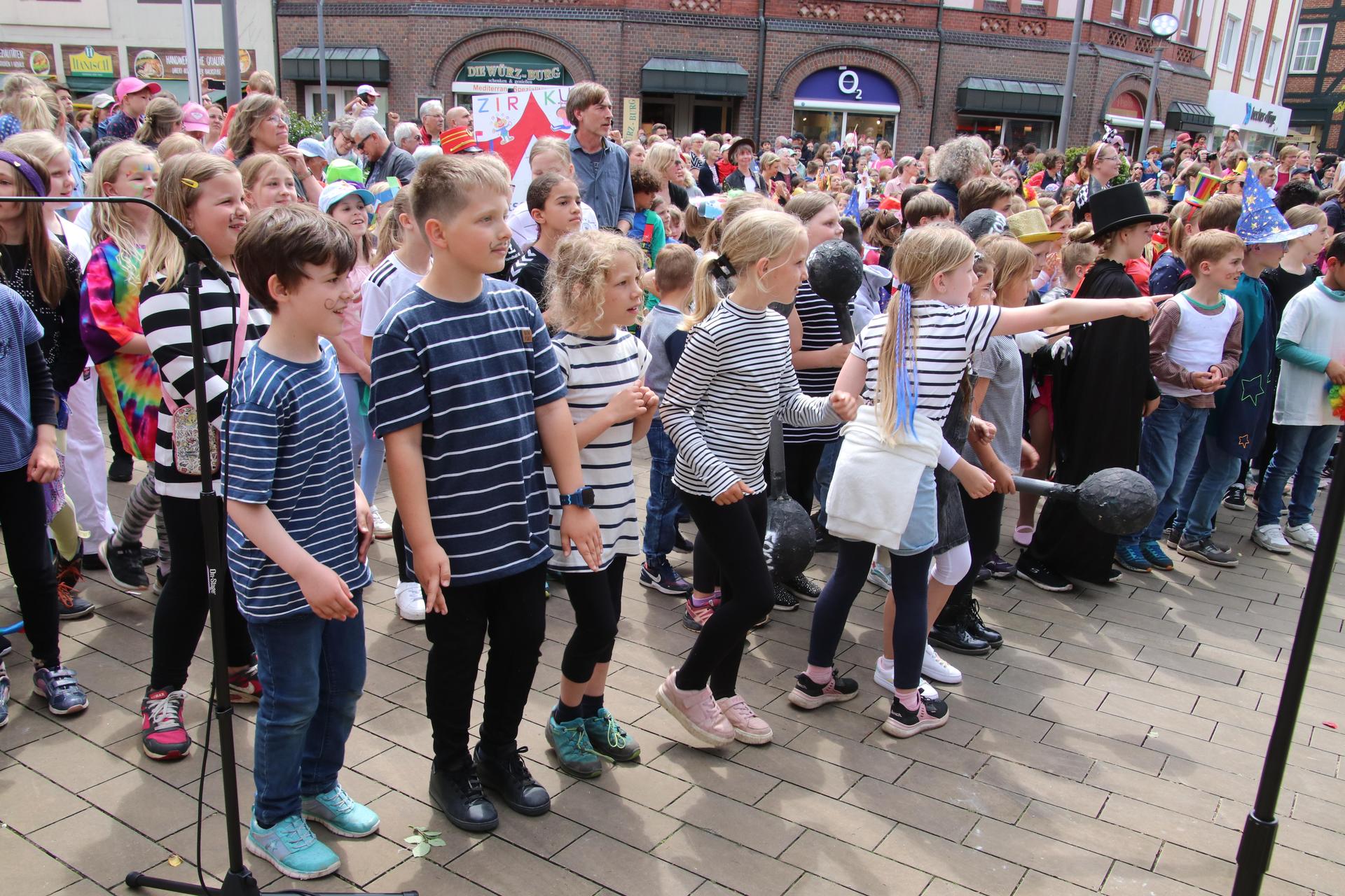 Unsere Bildergalerie zum Wunstorfer Kinderschützenfest. (Foto: gi)