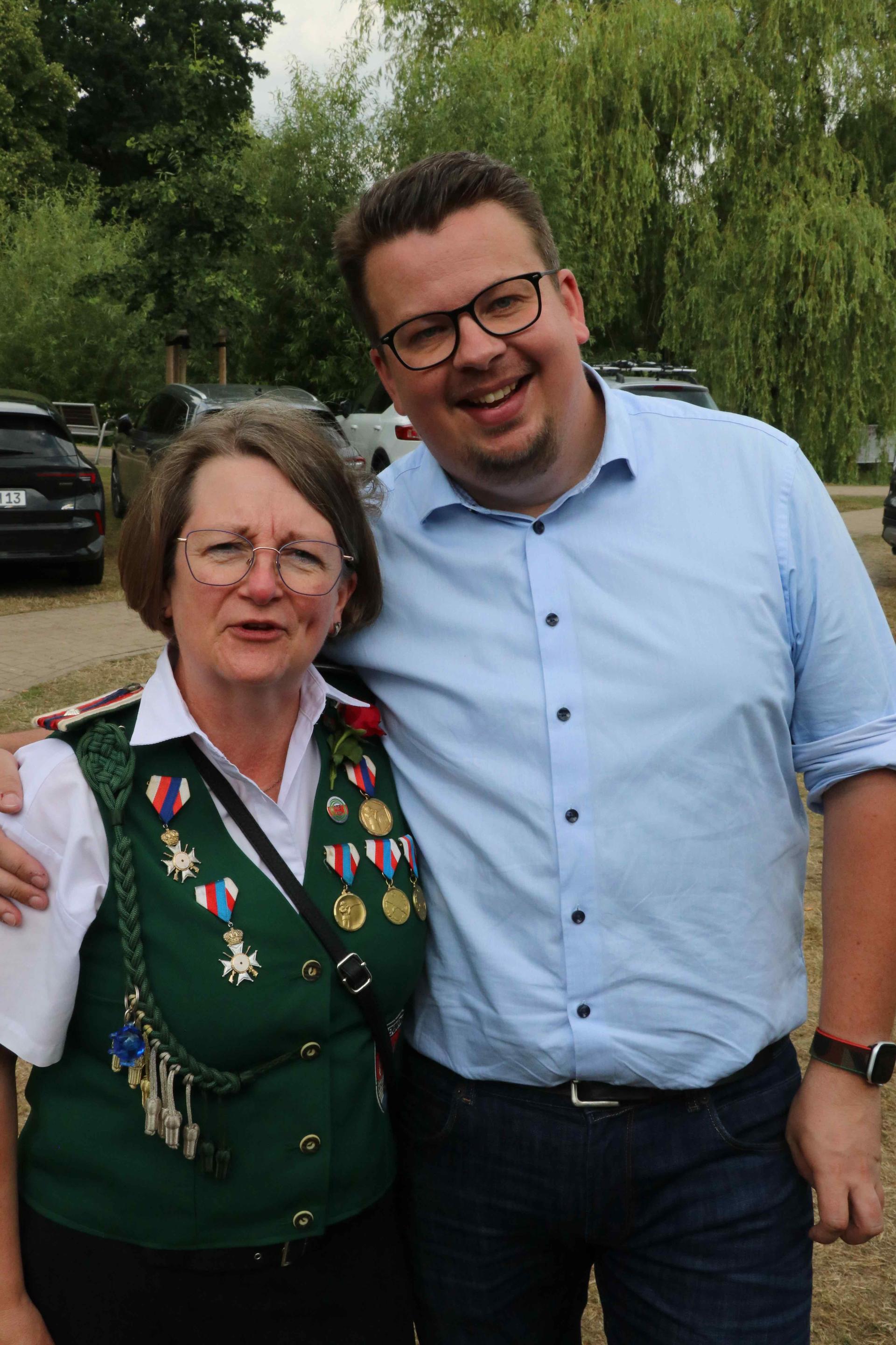 Bildergalerie: Eindrücke vom Schützenfest in Hagenburg. (Foto: gi)