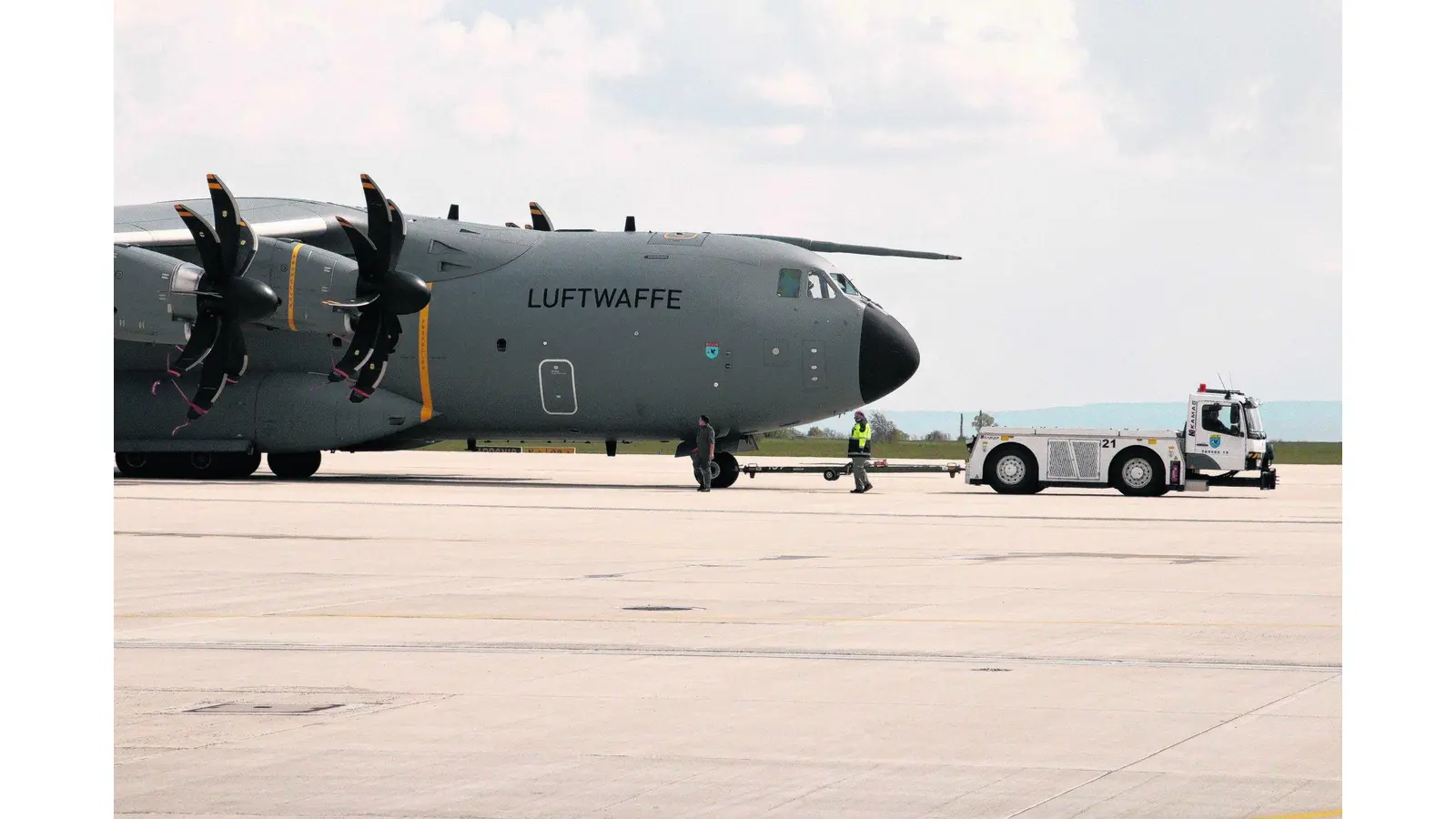 Flugzeugschlepper für A400M hat 230 PS (Foto: gi)