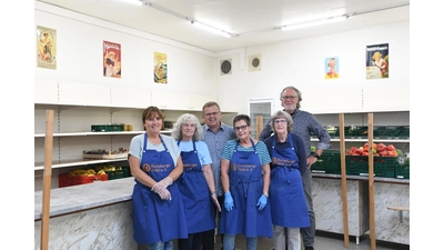 Besuch beim Team der Tafel Bückeburg. (Foto: nd)