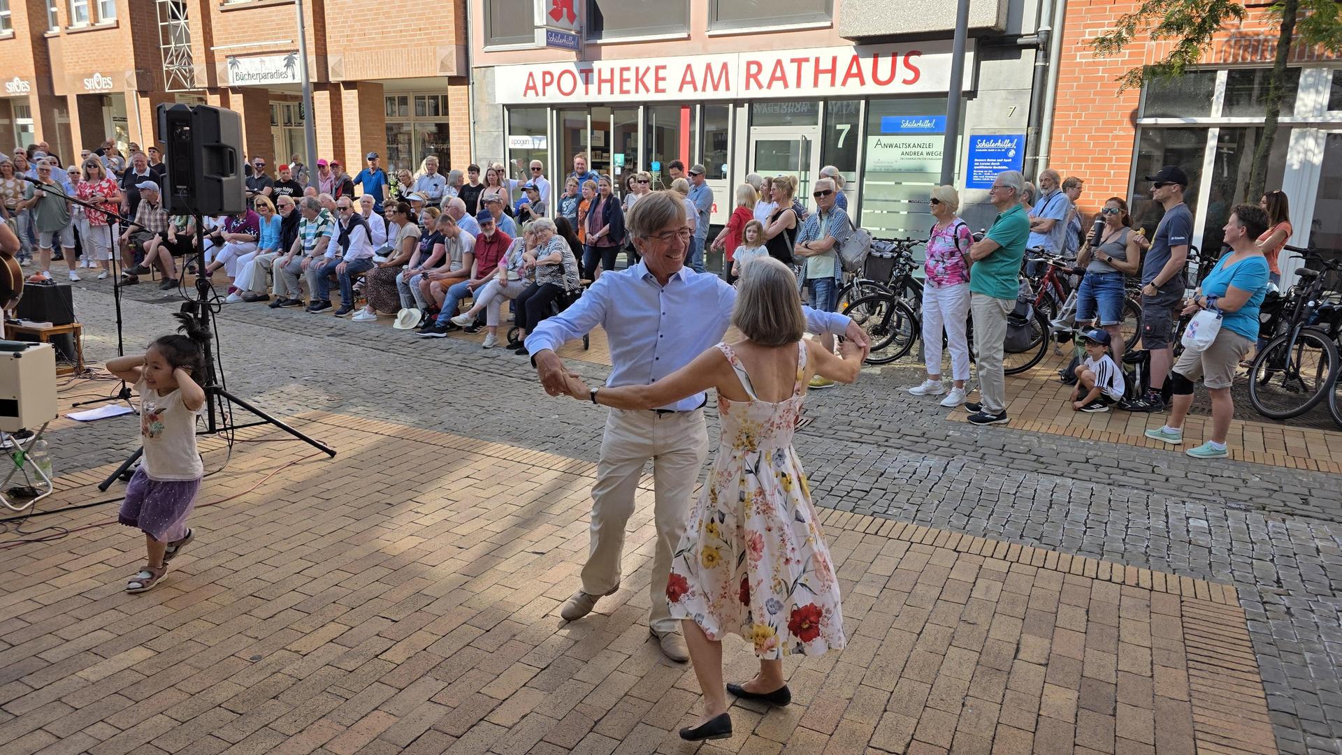 Eindrücke: Die zweite Wunstorfer Nacht der Kultur. (Foto: tau)