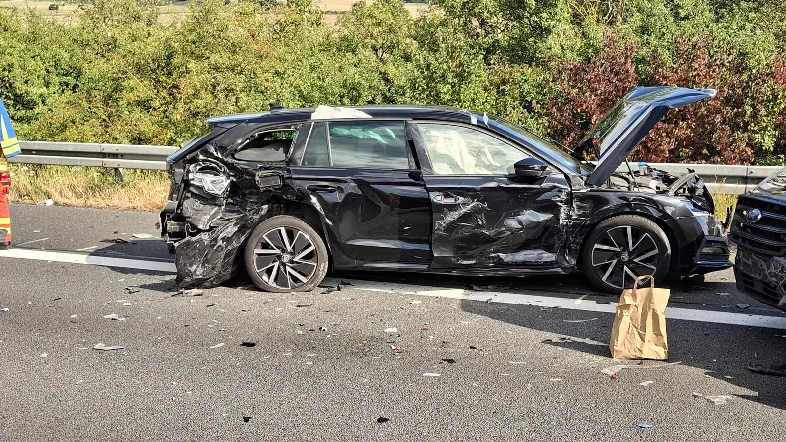 Die Fahrzeuge wurden teils erheblich beschädigt. (Foto: privat)