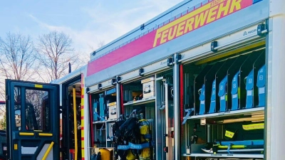 Vor Ort: Ein Einsatzfahrzeug. (Foto: Feuerwehr)