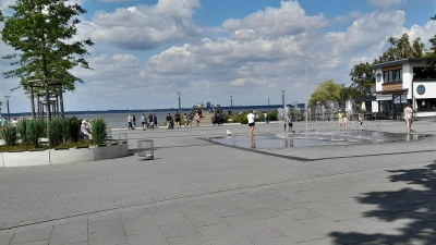 Neu, aber jetzt ohne Schatten: Platz an den Strandterrassen.  (Foto: wb)
