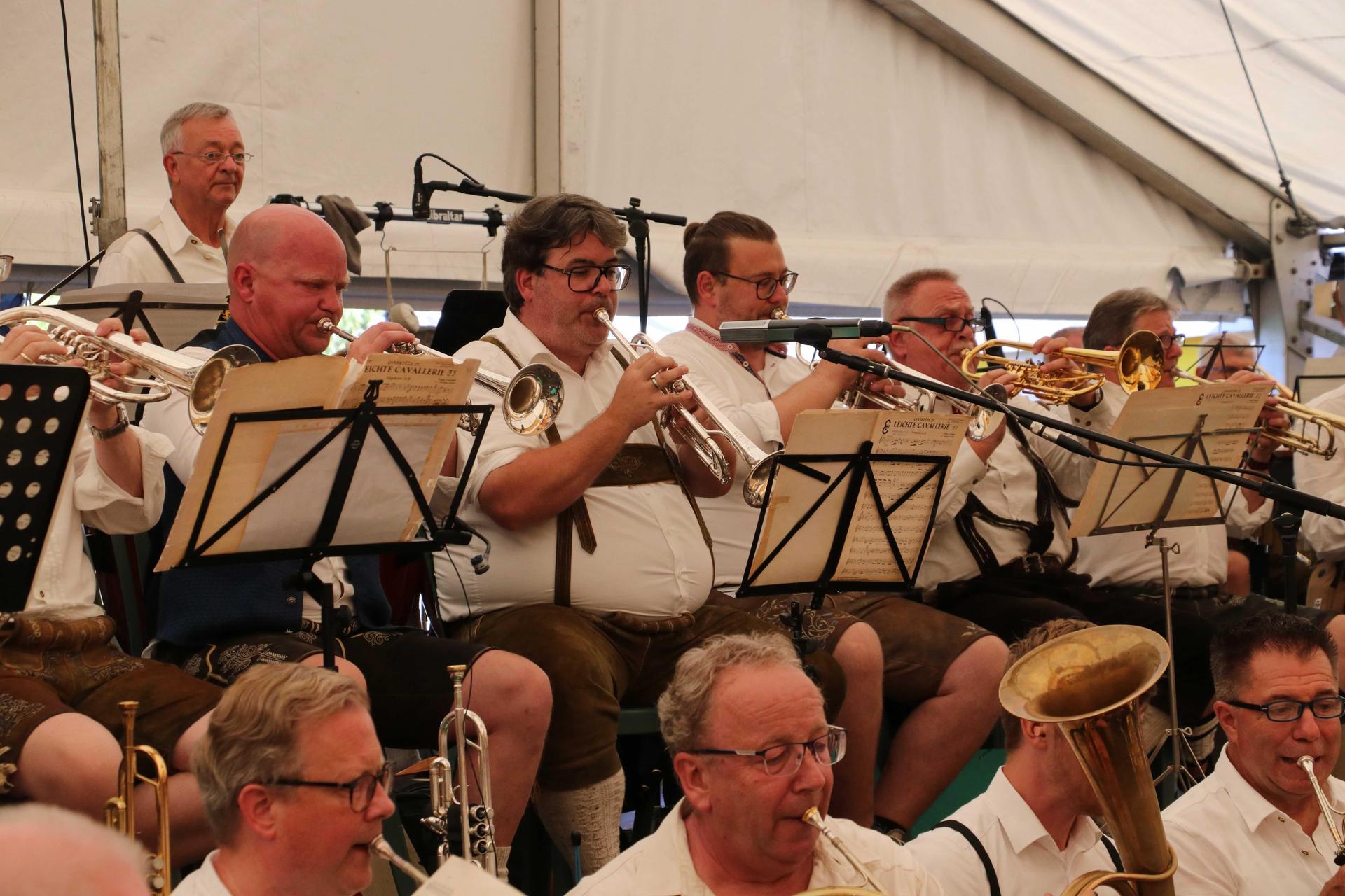 Bildergalerie: Eindrücke vom Schützenfest in Hagenburg. (Foto: gi)