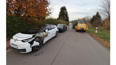 Beide Fahrzeuge waren nach dem Unfall nicht mehr fahrbereit. (Foto: privat)